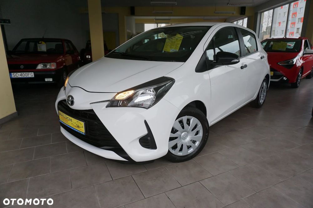 Toyota Yaris 1.0 VVT-i Team Deutschland - 3