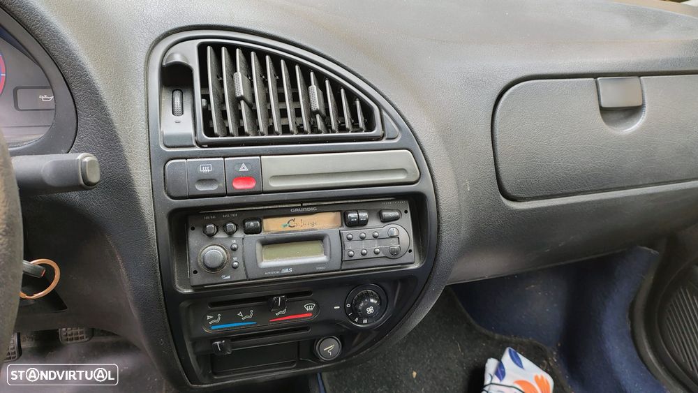 Citroën Saxo 1.0i Furio - 5