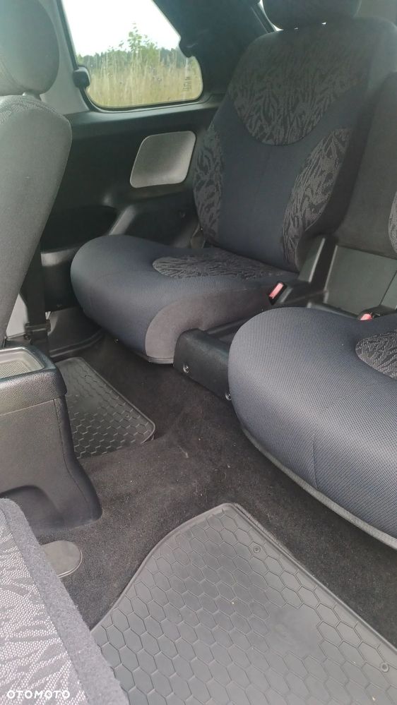 Land Rover Freelander - 17