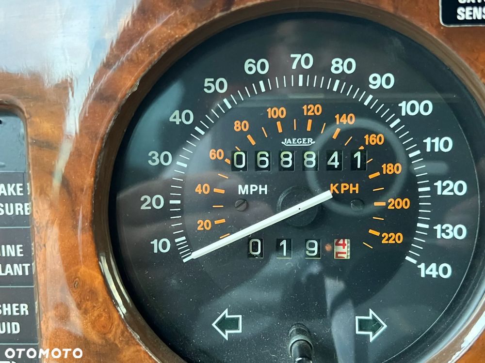 Rolls-Royce Silver Spur - 16