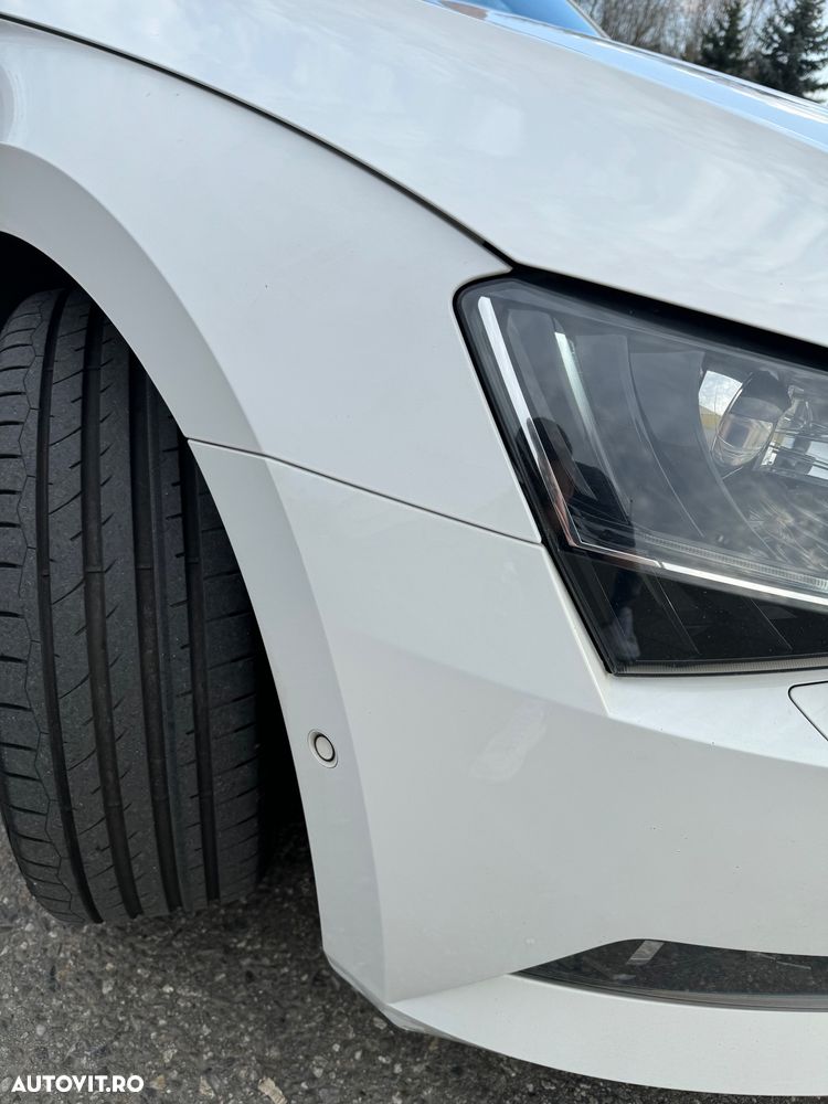 Skoda Superb 1.6 TDI DSG Ambition - 9