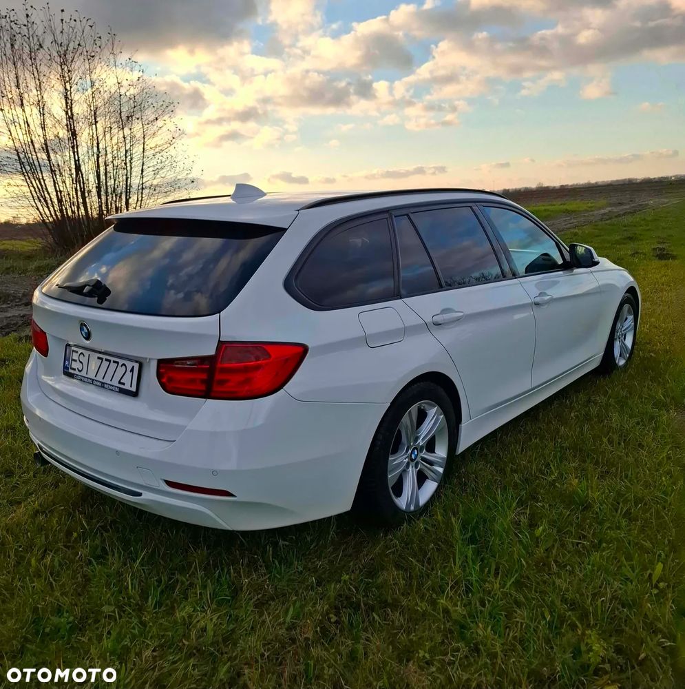 BMW Seria 3 318d Sport Line - 6
