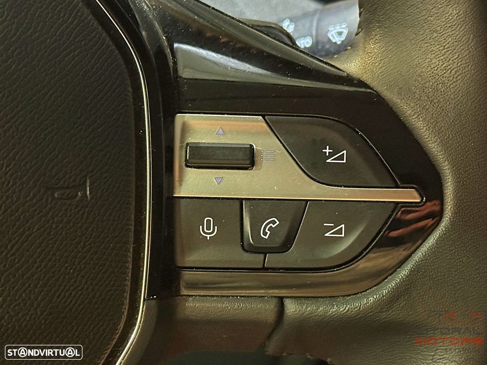 Peugeot 308 SW 1.6 Hybrid Allure e-EAT8 - 25