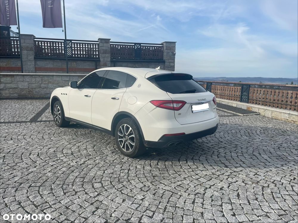 Maserati Levante Q4 - 6