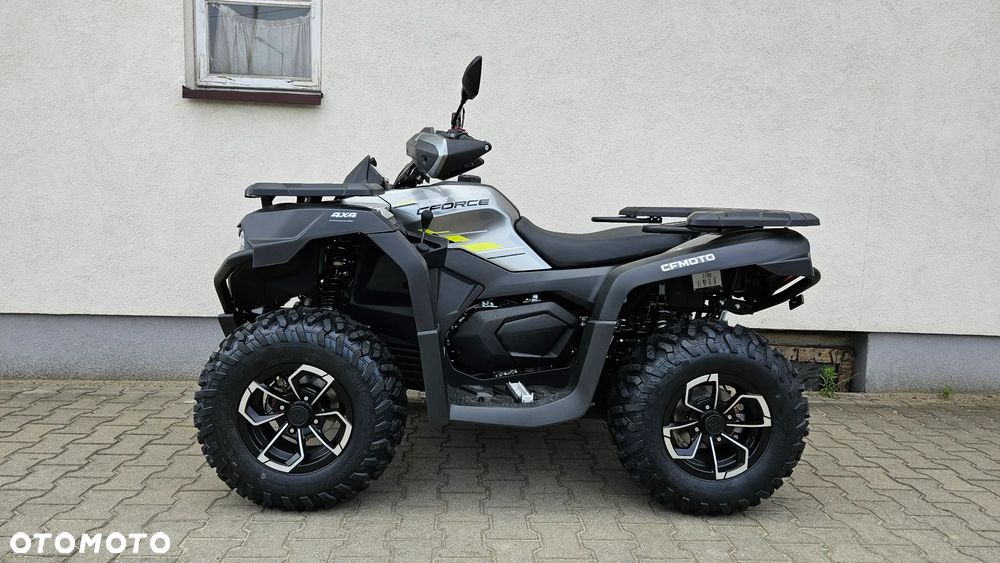 CFMoto CForce - 12