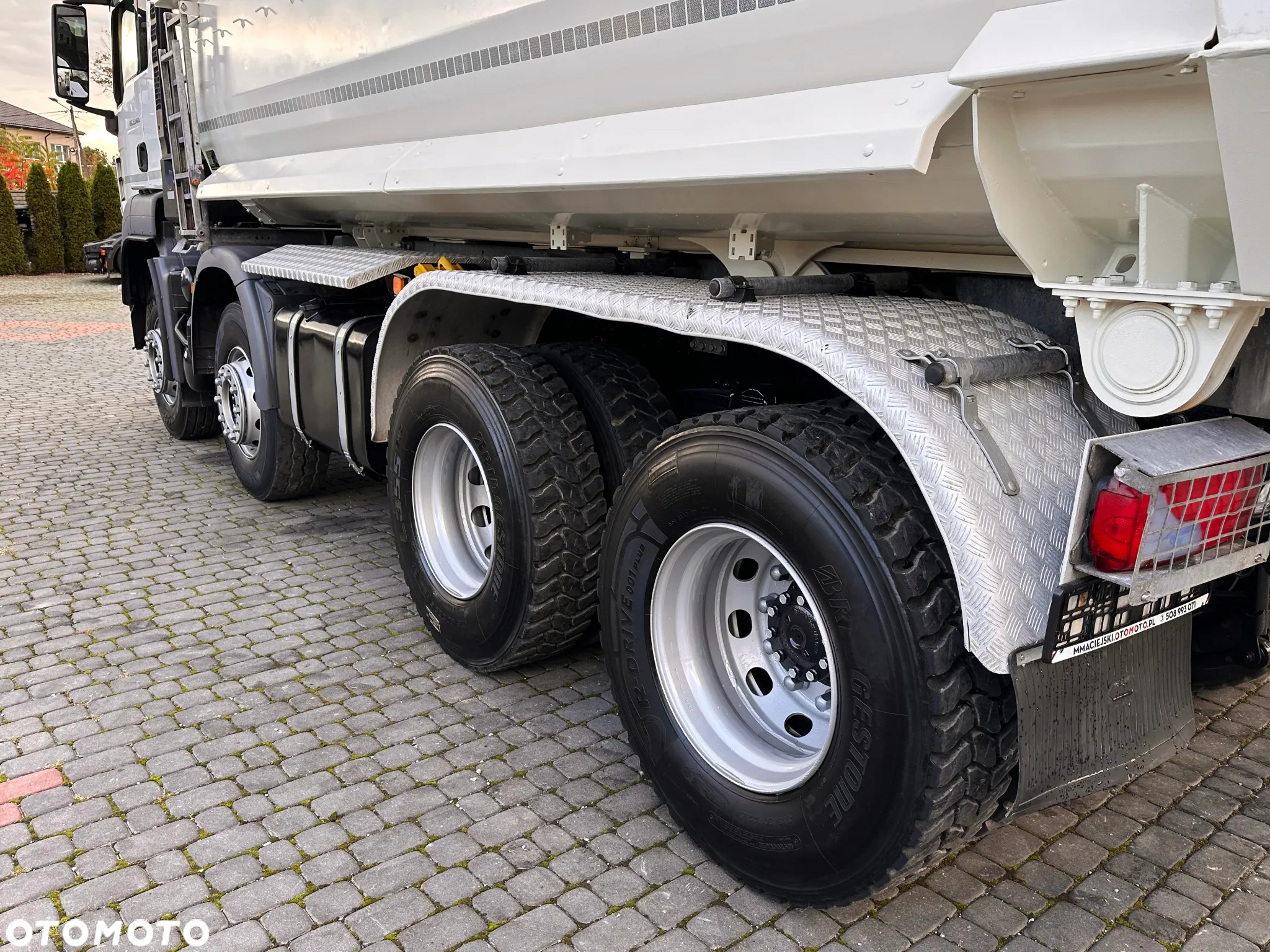 MAN TGS 35.460 8x4 WYWROTKA SCHMITZ MULDA - 10