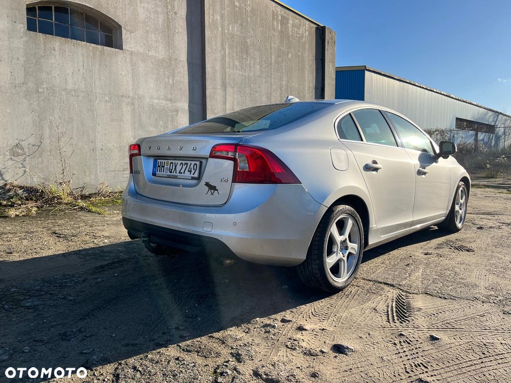 Volvo S60 T4 Powershift Kinetic - 7