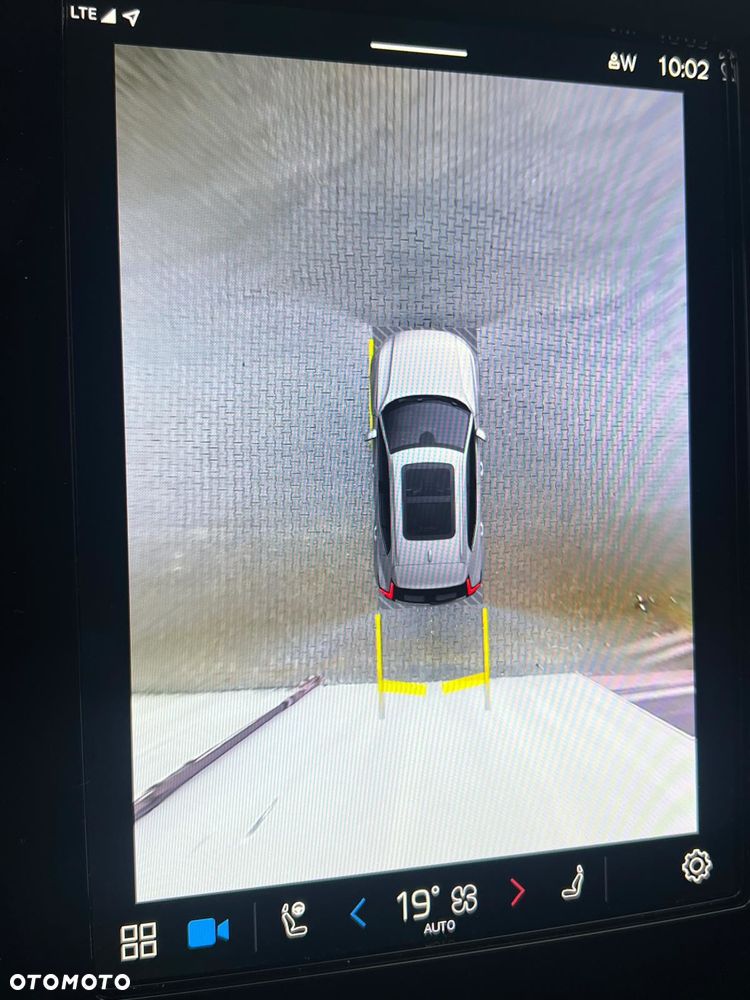 Volvo XC 40 B4 AWD Ultimate Dark - 37