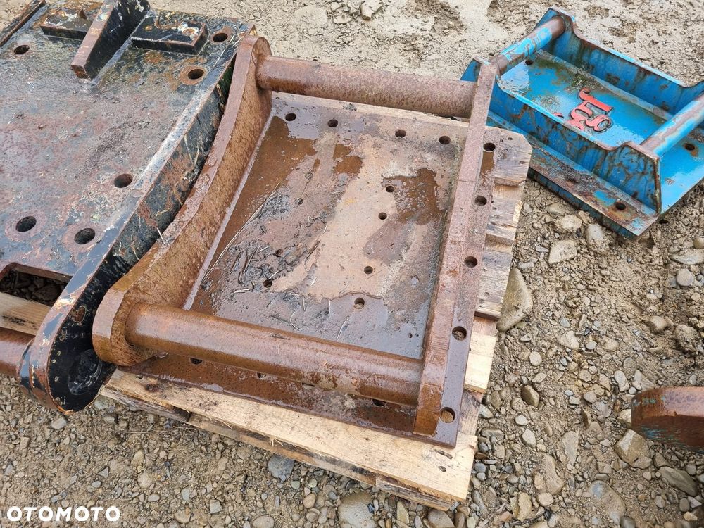 Płyta Adaptacyjna Złącze S70 Volvo do młota chwytaka złącze szybkozłącze adapter uchwyt - 1