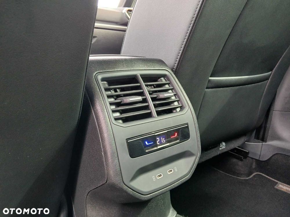 Cupra Leon 1.5 eTSI mHEV DSG - 14