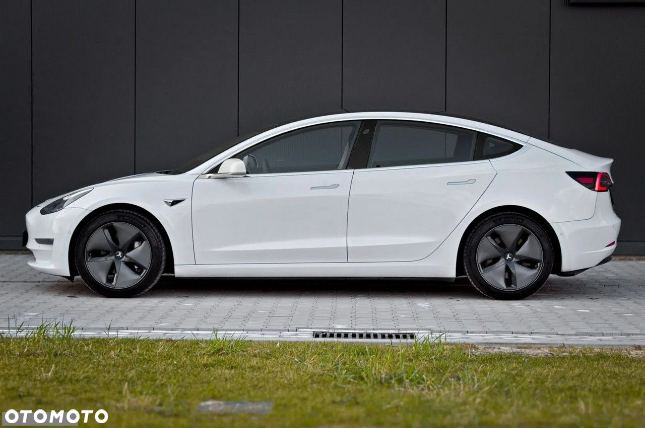 Tesla Model 3 Langstreckenbatterie Allradantrieb Dual Motor - 2