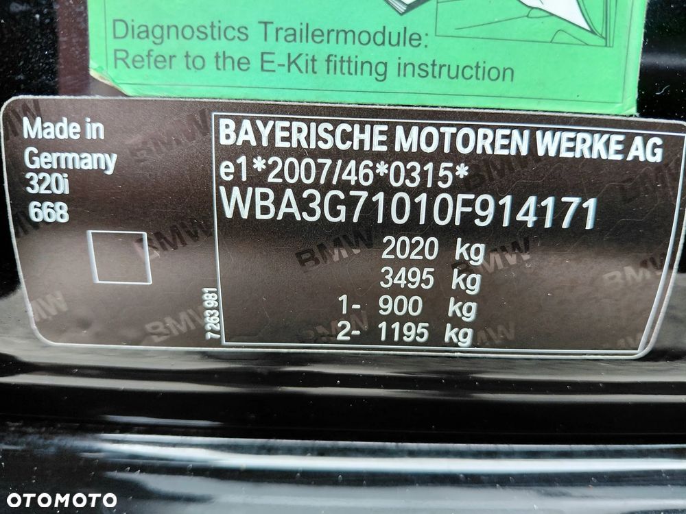 BMW Seria 3 320i M Sport - 37