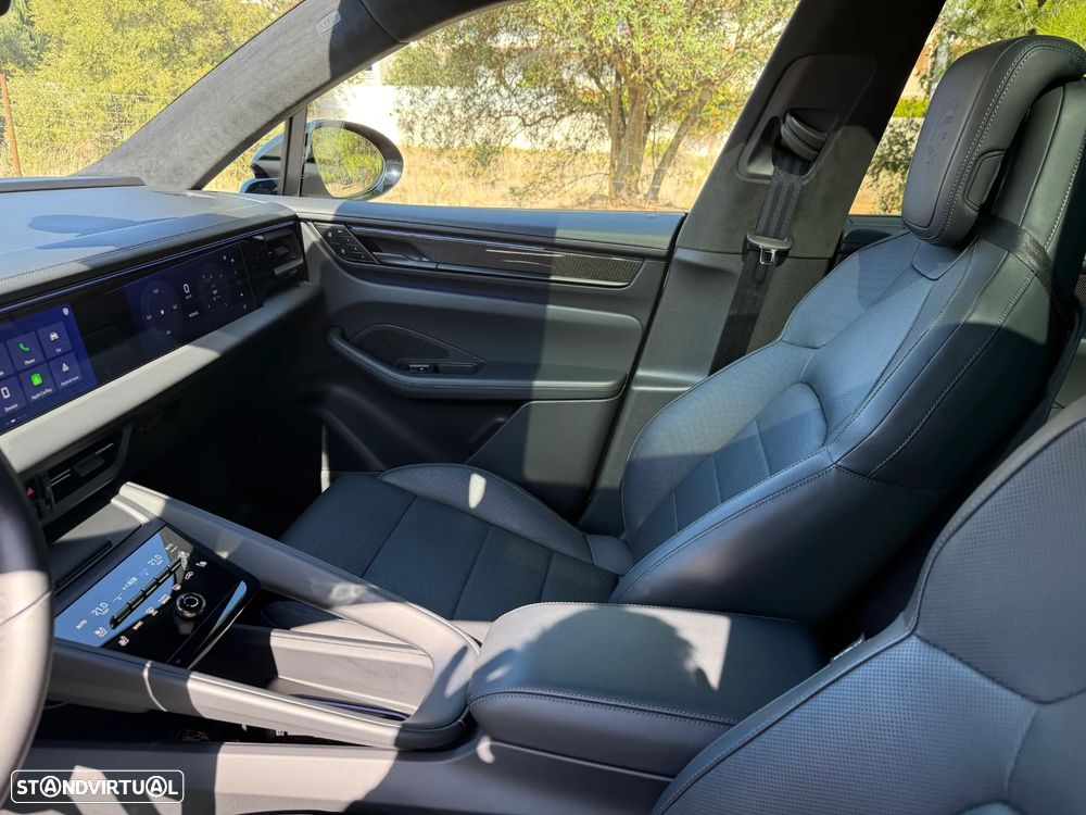 Porsche Macan Electric Turbo - 20