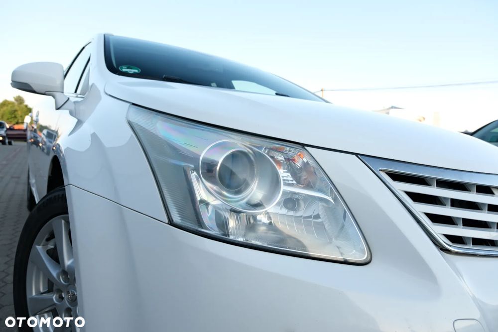 Toyota Avensis 1.8 Luna - 20