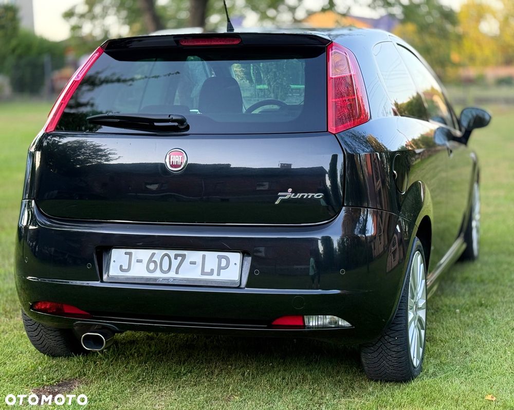 Fiat Grande Punto - 10