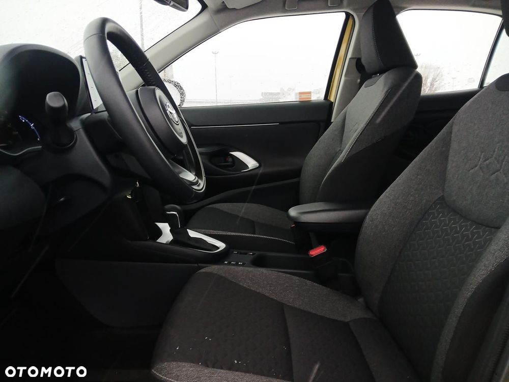 Toyota Yaris Cross Hybrid 1.5 Comfort - 15