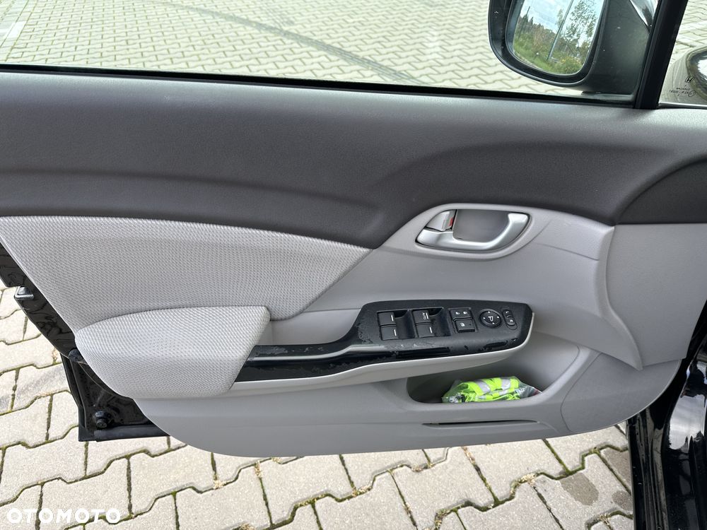 Honda Civic 1.8 Comfort - 35