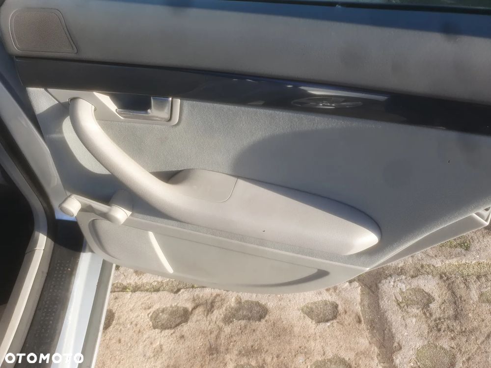 Audi A4 Limousine - 19