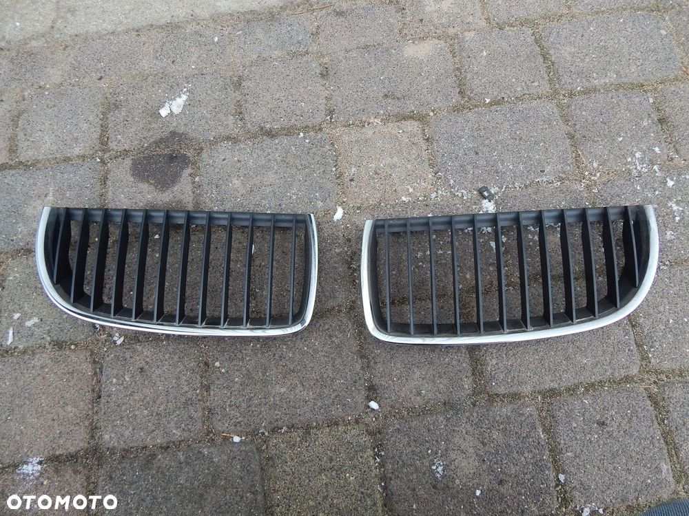 GRIL ATRAPA BMW E90 E91 - 1