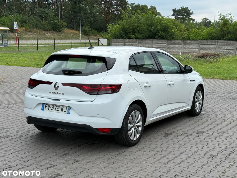 Renault Megane 1.5 Blue dCi Intens - 4