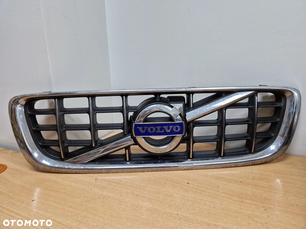 VOLVO V70 III 3 GRILL GRIL ATRAPA CHŁODNICY 07-13 - 1