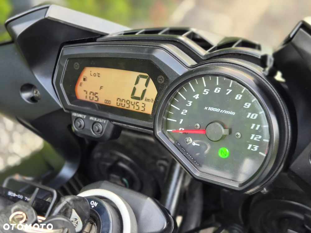 Yamaha FZ - 9