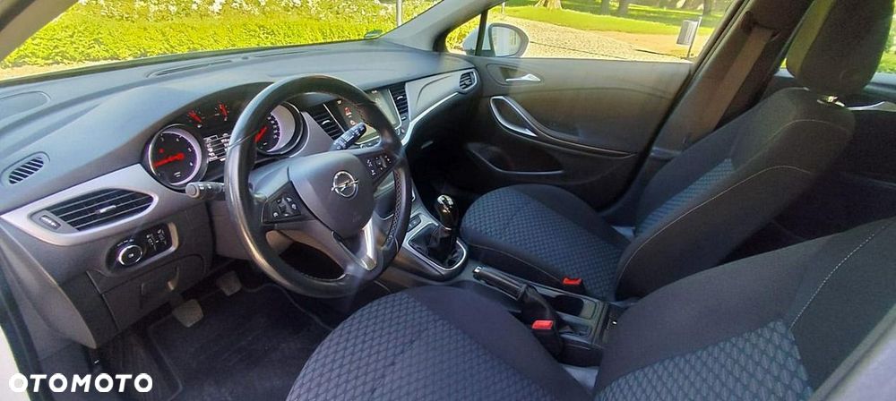 Opel Astra - 6