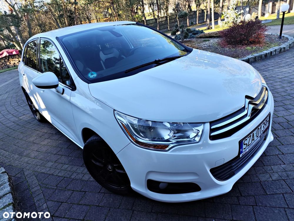 Citroën C4 e-HDi 110 Stop/Start System Selection - 12