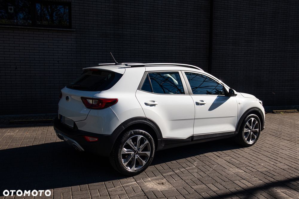 Kia Stonic 1.4 L - 8