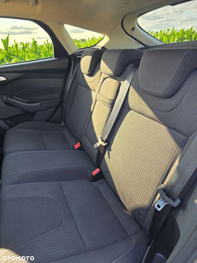 Ford Focus 1.6 TDCi DPF Start-Stopp-System Titanium - 19