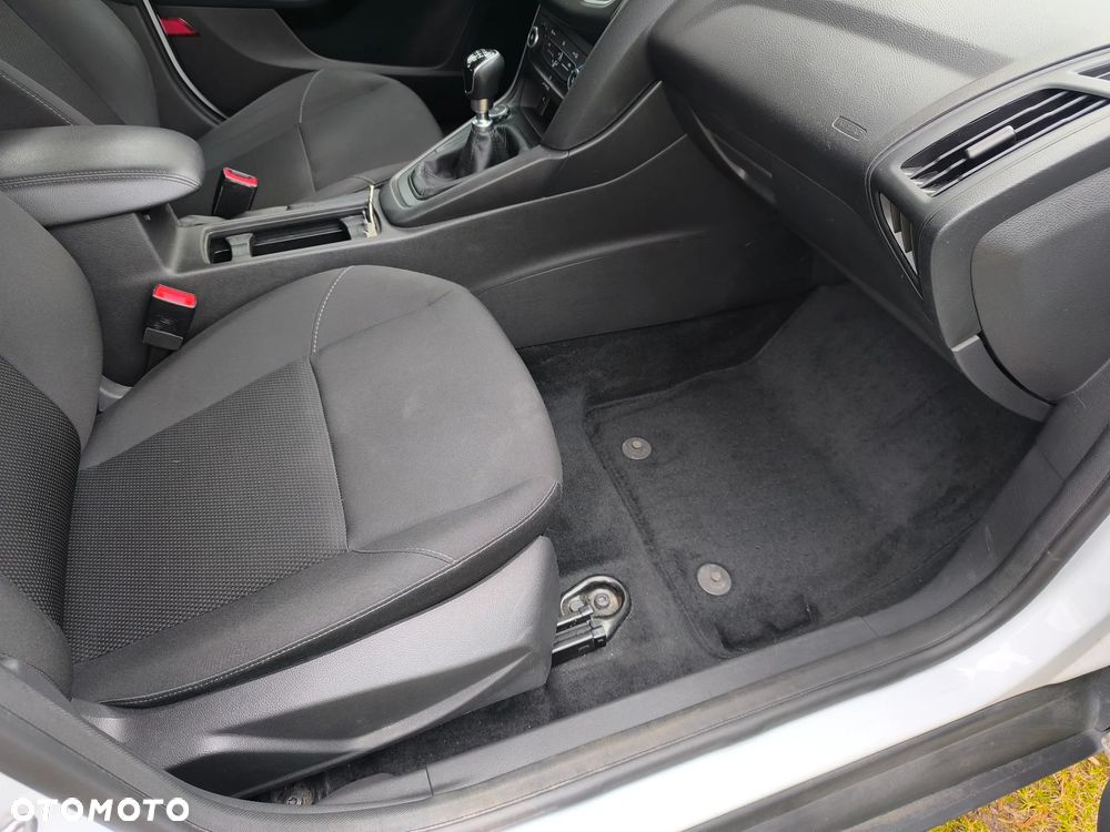 Ford Focus 1.5 EcoBlue Trend - 30