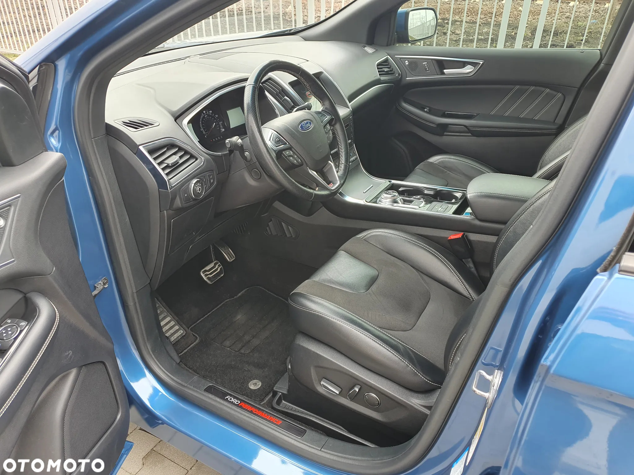 Ford Edge - 28