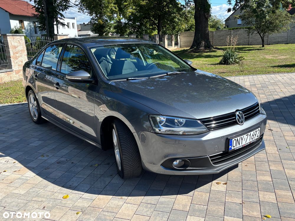 Volkswagen Jetta 1.6 TDI DPF Highline - 6