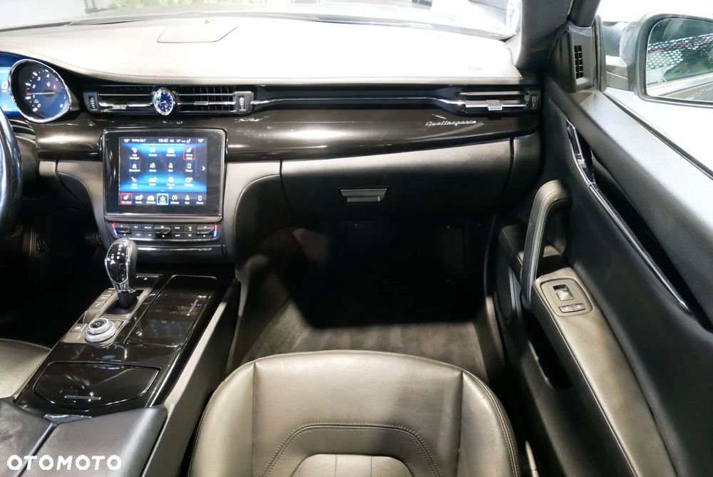 Maserati Quattroporte S - 17