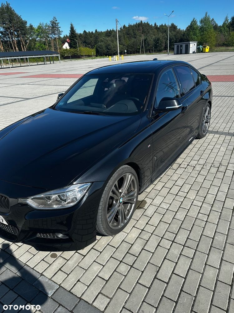 BMW Seria 3 335i xDrive - 13