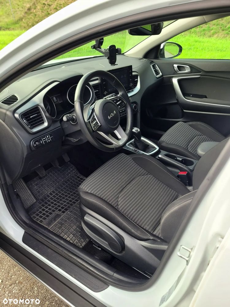 Kia XCeed 1.5 T-GDI M - 6