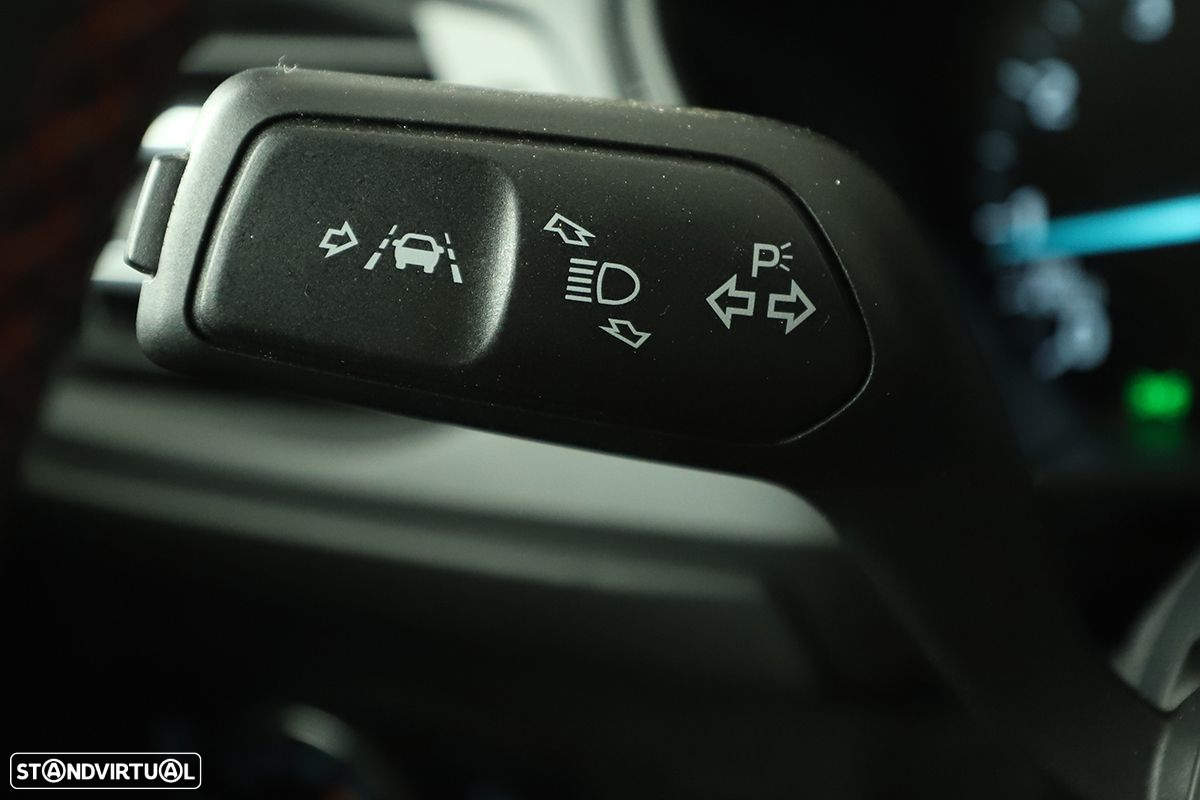 Ford Focus SW 1.0 EcoBoost MHEV ST-Line Aut. - 17