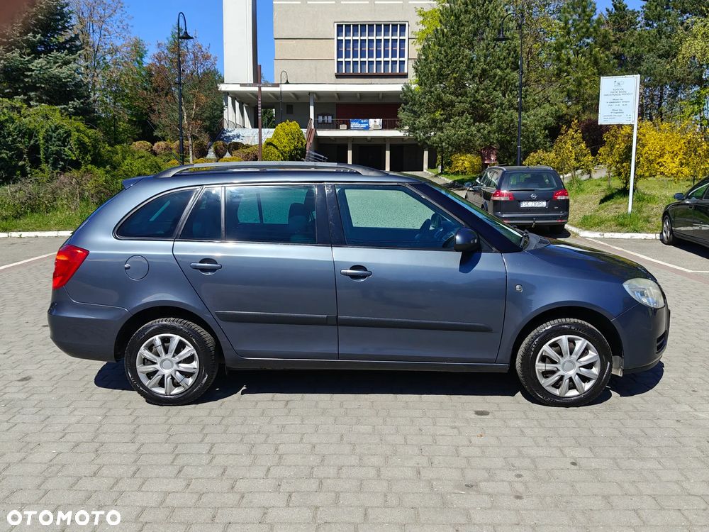 Skoda Fabia 1.4 16V Ambiente - 9