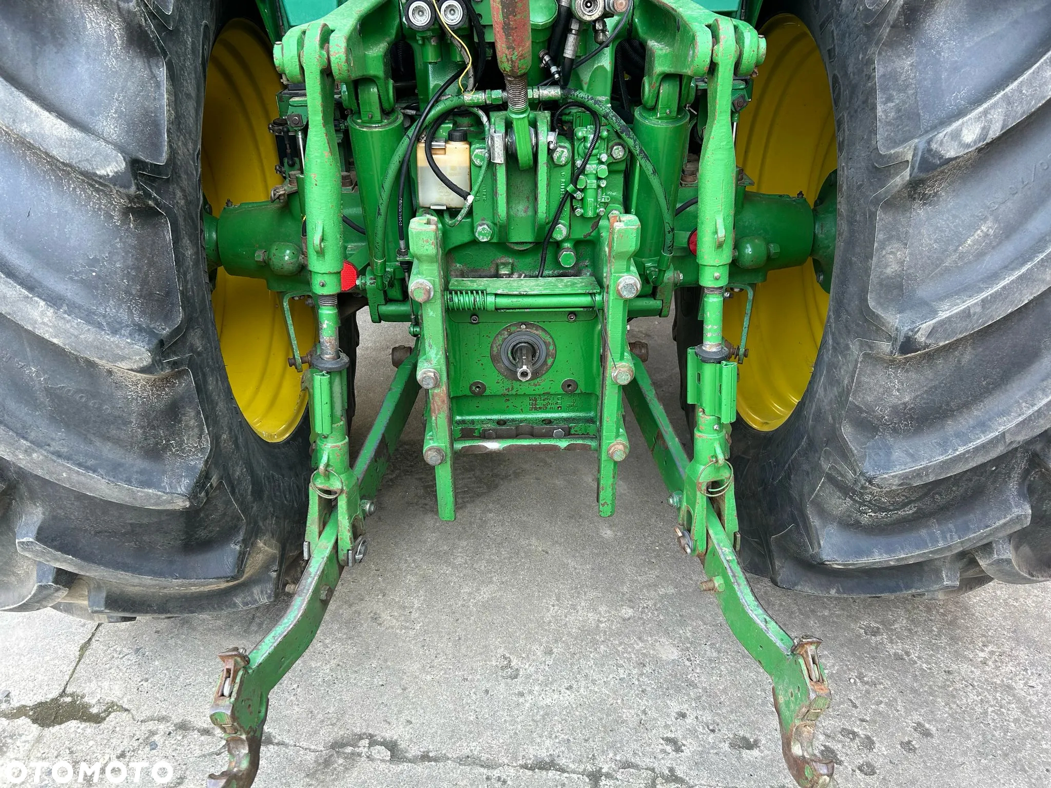 John Deere 6820 - 13
