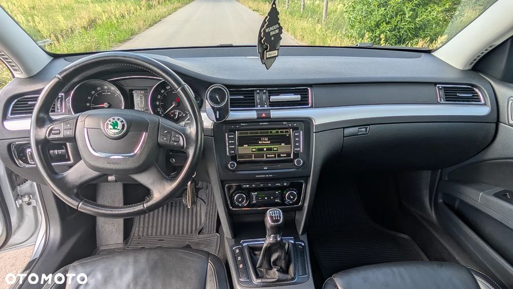 Skoda Superb 2.0 TDI Elegance Outdoor - 13