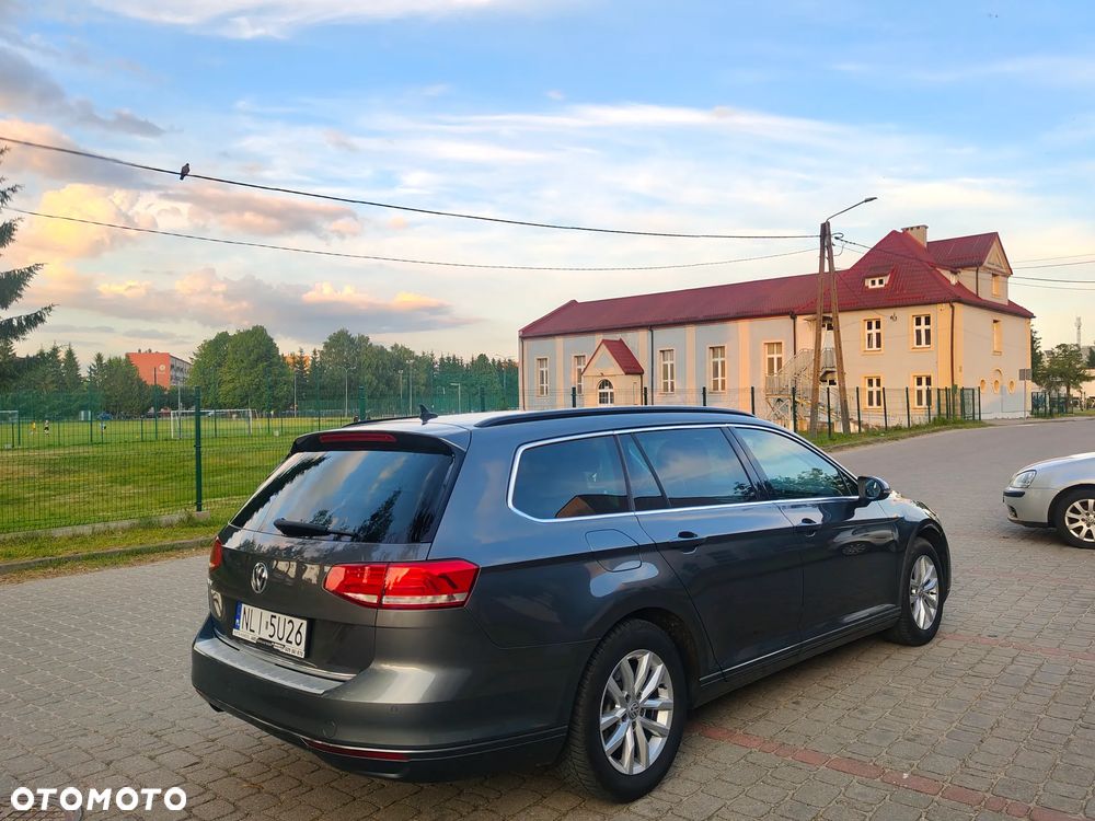 Volkswagen Passat 2.0 TDI (BlueMotion Technology) Comfortline - 27