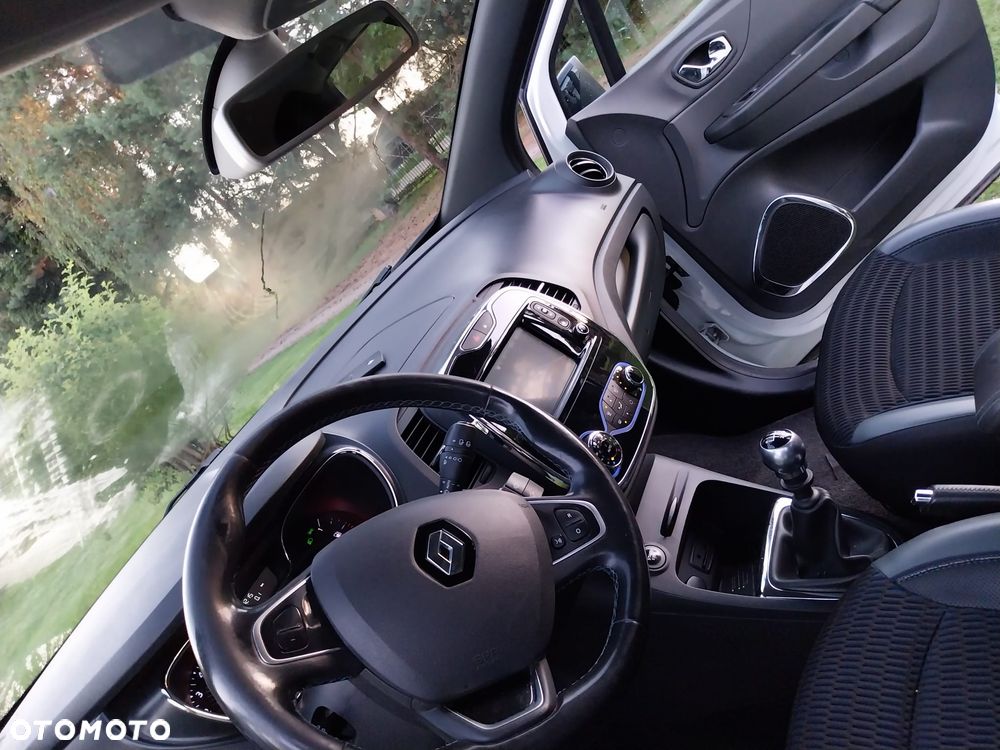 Renault Captur 1.5 dCi Energy Night&Day - 8