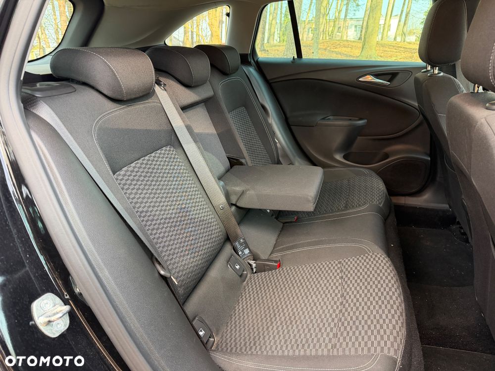 Opel Astra 1.6 D (CDTI) Start/Stop Edition - 13