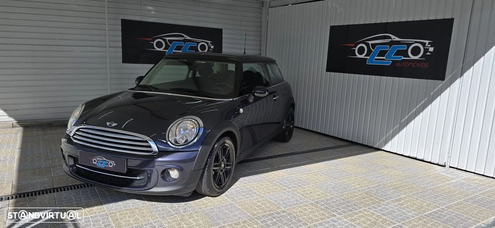 MINI 3 Portas Cooper D - 5