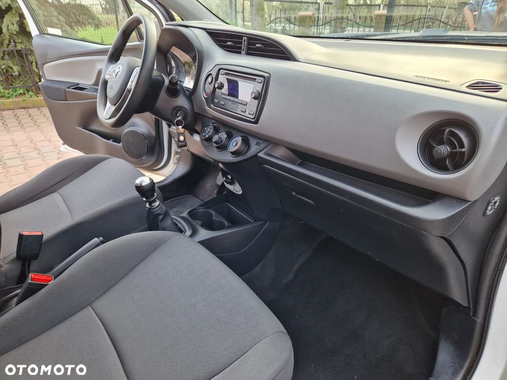 Toyota Yaris 1.5 Active - 19
