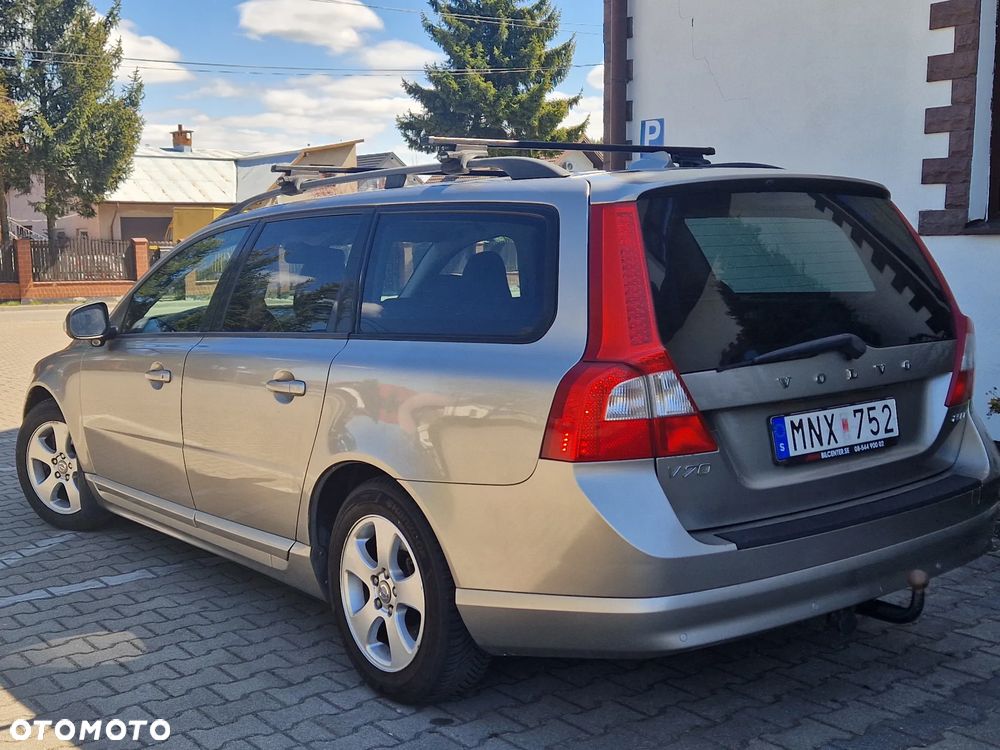 Volvo V70 2.5T Summum - 3