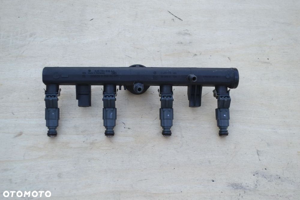 VW SEAT AUDI SKODA LISTWA WTRYSKOWA PALIWA WTRYSKI 030133319AA 0280151071 0280155919 - 2