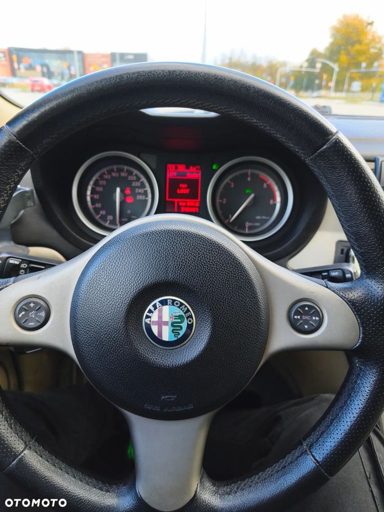 Alfa Romeo 159 - 7