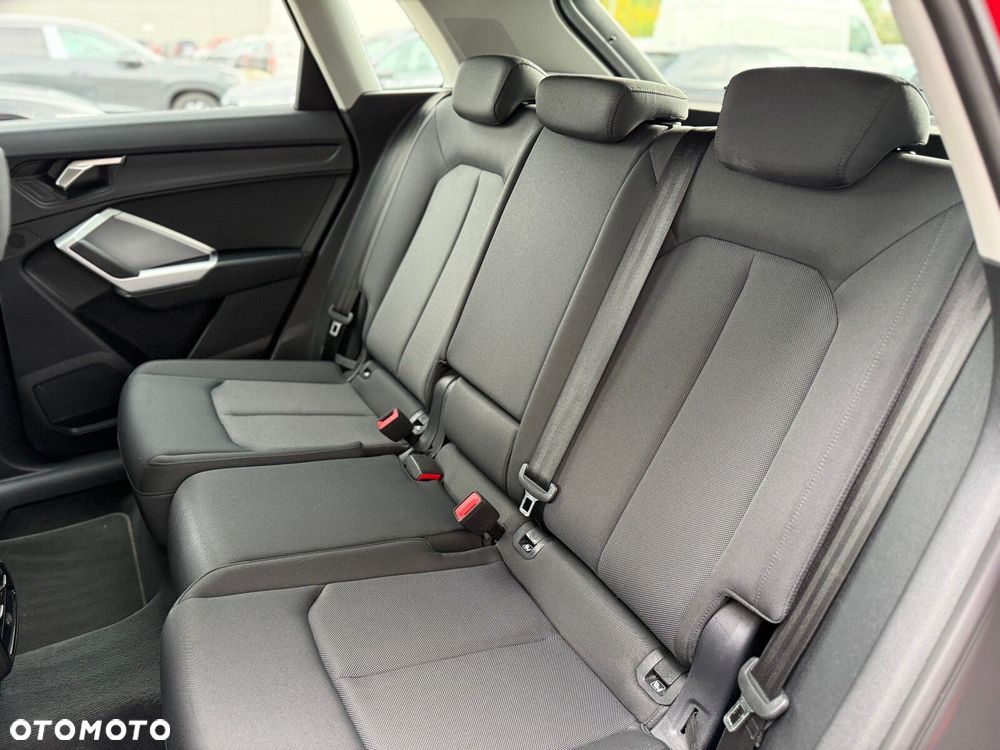 Audi Q3 - 12