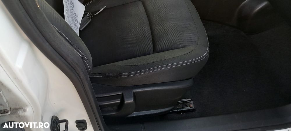 Nissan Qashqai 1.6 DCI DPF acenta - 10